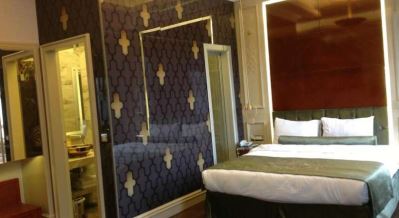 STAR HOTEL