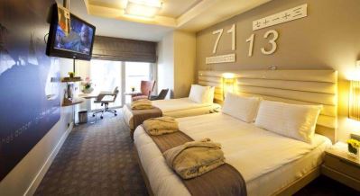 THE PEAK HOTEL