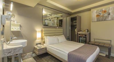THE PEAK HOTEL