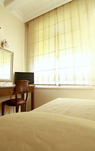 UYAN HOTEL